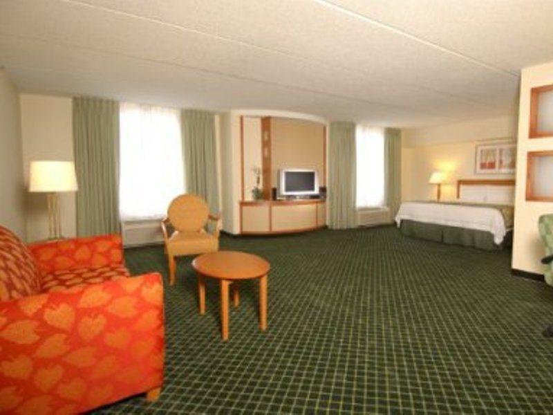 Fairfield Inn And Suites Atlanta Airport South/Sullivan Road College Park Exterior foto